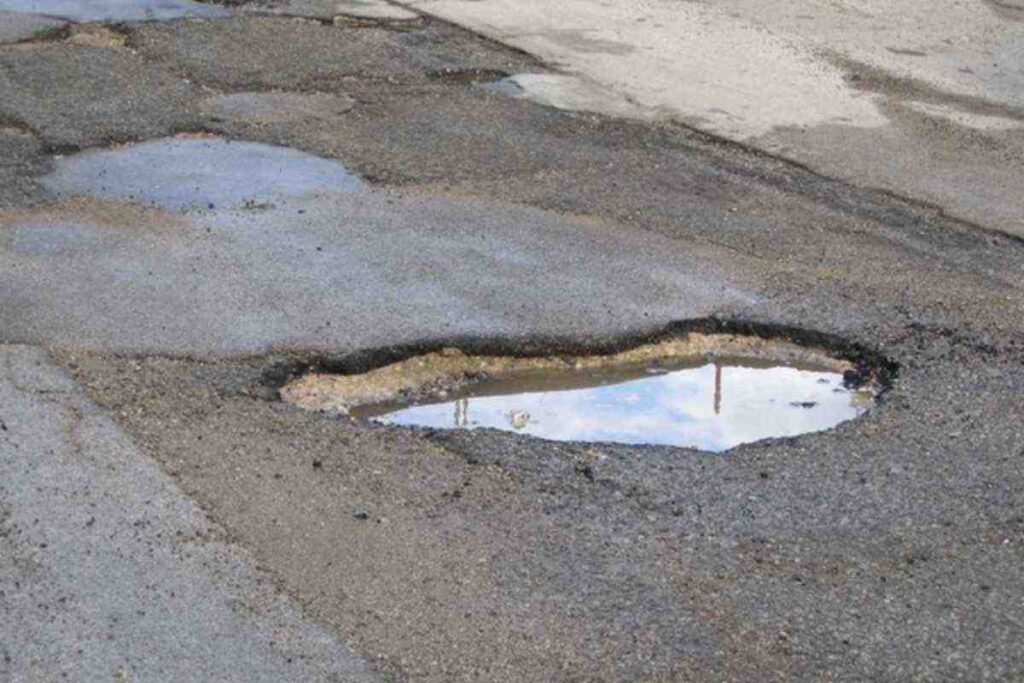 Sicurezza stradale a Forlì: cosa non funziona? Forlì, troppi incidenti: il grido d'allarme dei cittadini. Strade pericolose a Forlì: quali sono i rischi reali? 