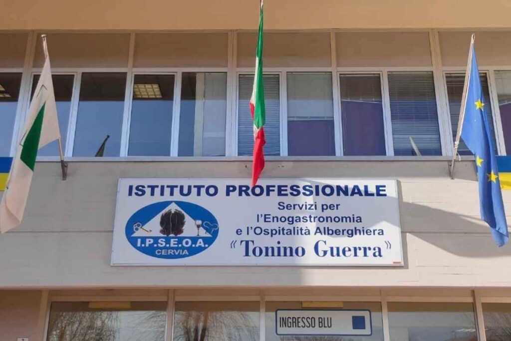 Torna la mostra “L’eredità della vita” all’istituto Tonino Guerra. L’eredità della vita” in versione online per sensibilizzare i giovani. Il progetto “Cambio io, cambia il mondo” torna con una mostra digitale. 