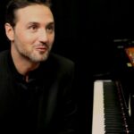 Ravenna Musica ospita Giuseppe Albanese per una serata imperdibile. Il Teatro Alighieri risuona con le note di Giuseppe Albanese. Giuseppe Albanese torna sul palco con un programma d’eccezione. Un appuntamento con la grande musica: Giuseppe Albanese a Ravenna. 