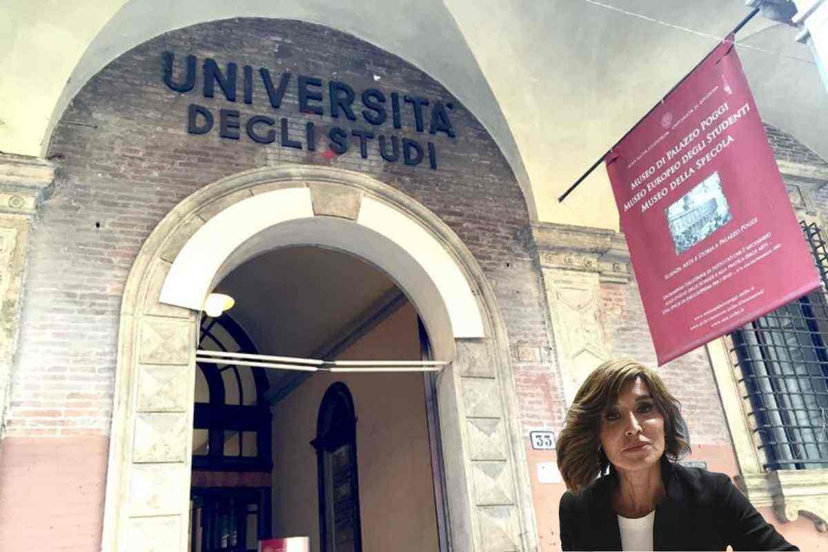 Scontri sfiorati tra manifestanti e polizia durante la protesta a Bologna. Università, protesta in centro a Bologna: tensione con le forze dell’ordine. Università e precarietà: a Bologna studenti in piazza contro il governo.